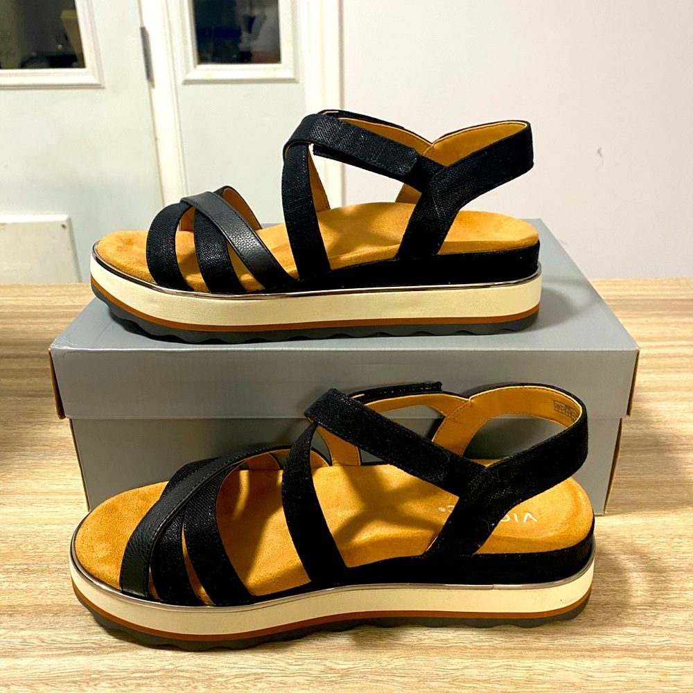Vionic Black Strappy Platform Sandals with Tan Footbed